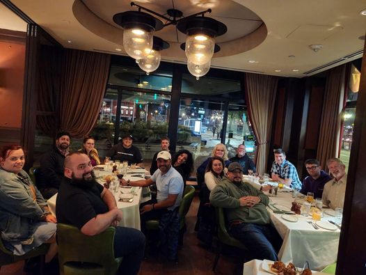 SEO Rockstars conference attendees networking between sessions